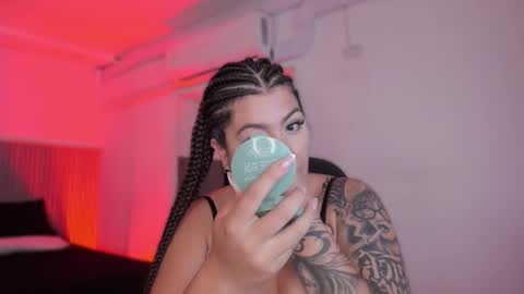 Bonnie  online show from 11-26-25, 11:22