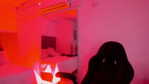 Bonnie  online show from 01-15-26, 11:37