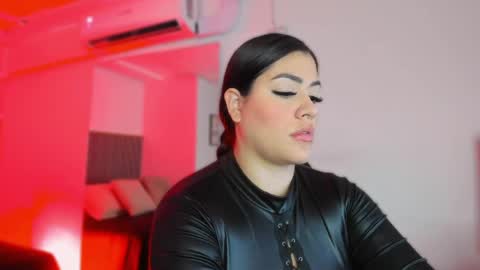 Bonnie  online show from 04-25-26, 11:46