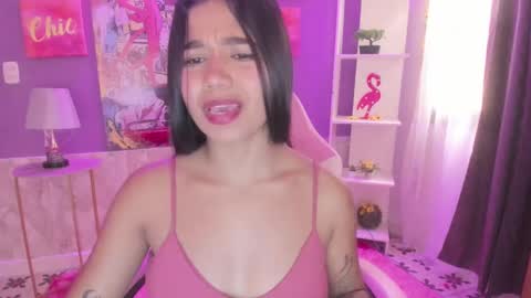 Snapshot of bonnie_benet chatting on 12-23-24, 02:28 Bonnie online show from 12-23-24, 02:28