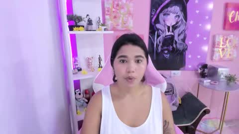 Snapshot of bonnie_benet chatting on 09-24-25, 11:46 Bonnie online show from 09-24-25, 11:46