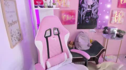 Snapshot of bonnie_benet chatting on 10-19-25, 03:51 Bonnie online show from 10-19-25, 03:51