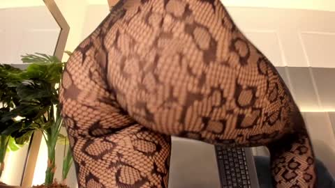 Bonnie online show from 01-03-25, 11:23