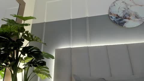 Bonnie online show from 02-25-25, 04:14