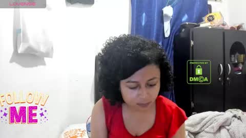 bonnie lam  hello welcome to my room I hope you have fun and you can reach your maximum pleasure here with me online show from 10-31-25, 03:40