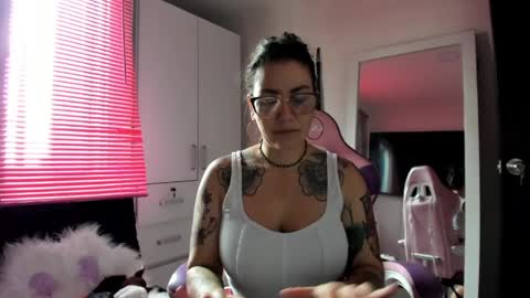 bonnie online show from 04-07-26, 07:03