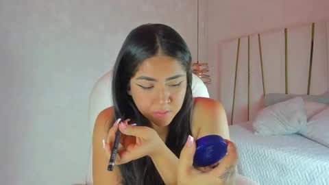 Snapshot of bonnie_sm chatting on 11-05-25, 07:14 Bonnie online show from 11-05-25, 07:14