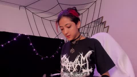   online show from 12-22-24, 11:44