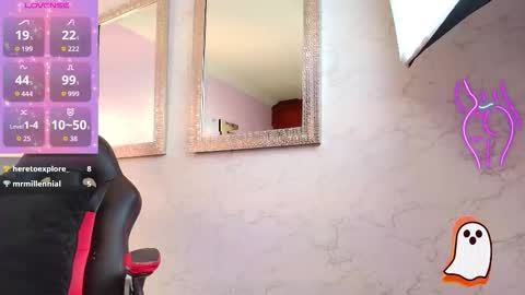 Snapshot of bonniemason chatting on 10-24-25, 09:55 Bon Bon  online show from 10-24-25, 09:55