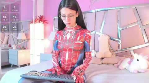 Snapshot of bonniepark_ chatting on 04-18-26, 05:06 Bonnie online show from 04-18-26, 05:06