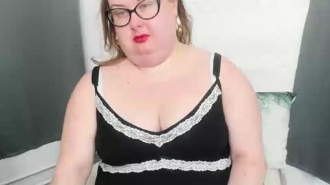 Snapshot of bonnieshining chatting on 12-07-24, 10:01 Bonnie online show from 12-07-24, 10:01