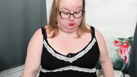 Snapshot of bonnieshining chatting on 12-19-24, 09:29 Bonnie online show from 12-19-24, 09:29