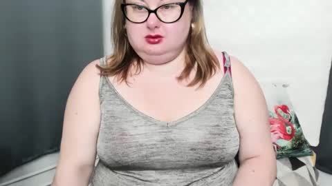 Snapshot of bonnieshining chatting on 12-23-24, 06:11 Bonnie online show from 12-23-24, 06:11