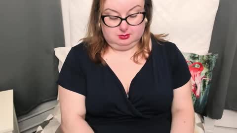 Snapshot of bonnieshining chatting on 01-27-25, 04:52 Bonnie online show from 01-27-25, 04:52