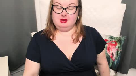 Snapshot of bonnieshining chatting on 01-27-25, 07:56 Bonnie online show from 01-27-25, 07:56