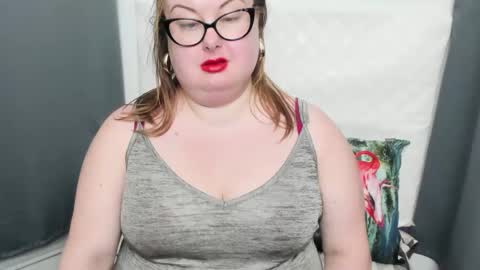 Snapshot of bonnieshining chatting on 02-08-25, 02:15 Bonnie online show from 02-08-25, 02:15