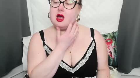 Snapshot of bonnieshining chatting on 03-04-25, 04:30 Bonnie online show from 03-04-25, 04:30