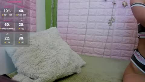 Snapshot of bonnieshyy chatting on 12-18-24, 12:51 Bonnie  online show from 12-18-24, 12:51