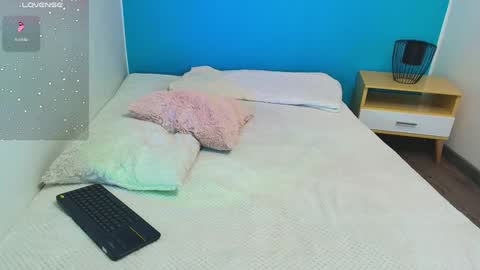 Snapshot of bonnieshyy chatting on 01-06-25, 01:41 Bonnie  online show from 01-06-25, 01:41