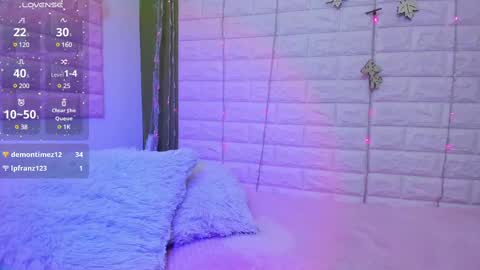 Snapshot of bonnieshyy chatting on 02-14-25, 12:51 Bonnie  online show from 02-14-25, 12:51