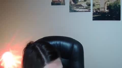 Bonnie online show from 04-24-26, 09:23