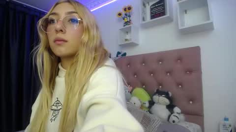 Soffy Brooks Independent model online show from 10-09-25, 04:32