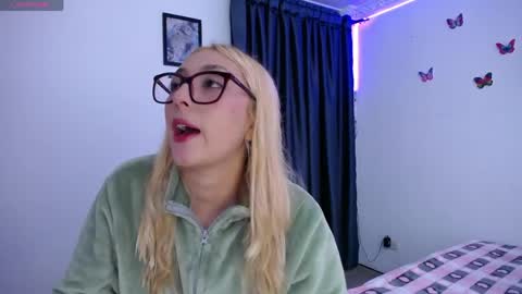 Soffy Brooks Independent model online show from 04-23-26, 04:35