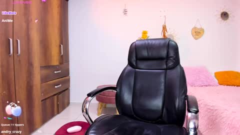 Snapshot of bonny_greylm chatting on 01-13-25, 09:42 sofia online show from 01-13-25, 09:42