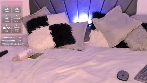 Bonny Shine online show from 12-16-24, 10:18