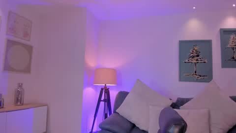 Bonny online show from 09-17-25, 08:54