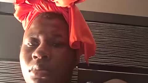 Snapshot of boo118087 chatting on 12-15-25, 04:33 boo118087 online show from 12-15-25, 04:33