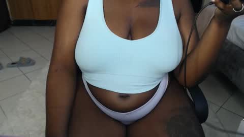 Snapshot of booby_candy chatting on 09-20-25, 07:15 booby_candy online show from 09-20-25, 07:15