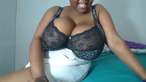 Snapshot of boobygoddessxxx chatting on 01-17-25, 08:55 boobygoddessxxx online show from 01-17-25, 08:55