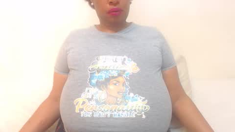 boobyqueen online show from 04-22-26, 07:59