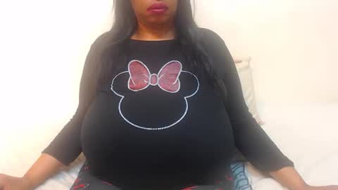 boobyqueen online show from 05-19-26, 11:55