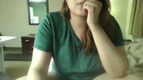 Snapshot of bookishdivya chatting on 06-04-26, 08:20 Divya online show from 06-04-26, 08:20