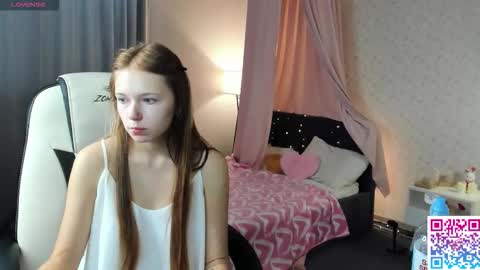 Milena online show from 09-24-25, 02:15