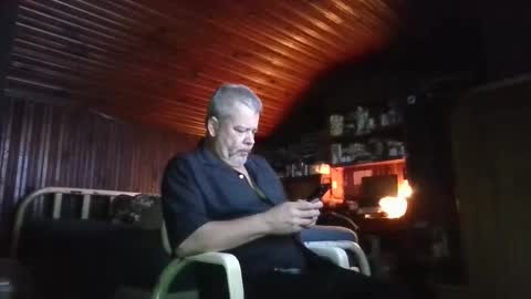 Booshwa online show from 10-15-25, 05:29