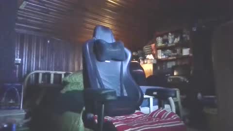 Booshwa online show from 05-18-26, 07:36