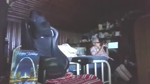 Booshwa online show from 06-11-26, 07:28
