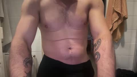 Snapshot of bootifarra chatting on 10-11-25, 12:58 bootifarra online show from 10-11-25, 12:58