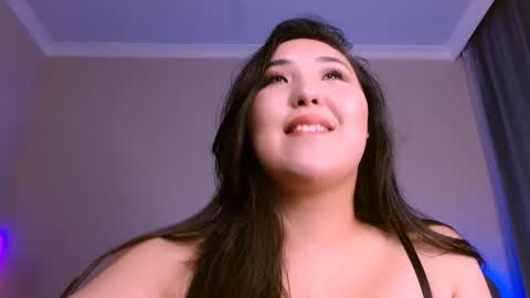 Snapshot of bootylecious_ chatting on 03-08-26, 02:04 Mona online show from 03-08-26, 02:04