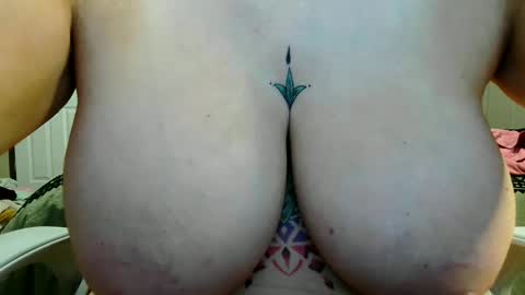 Snapshot of boredcountrygirl chatting on 04-18-26, 02:48 BoredCountryGirl online show from 04-18-26, 02:48