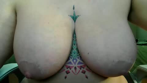 Snapshot of boredcountrygirl chatting on 05-07-26, 03:23 BoredCountryGirl online show from 05-07-26, 03:23