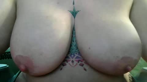 Snapshot of boredcountrygirl chatting on 05-19-26, 03:24 BoredCountryGirl online show from 05-19-26, 03:24