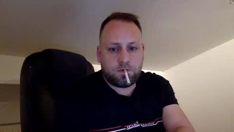 hugo online show from 04-25-26, 02:25