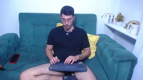 Snapshot of borsalinomoreau chatting on 10-12-25, 08:41 borsalinomoreau online show from 10-12-25, 08:41