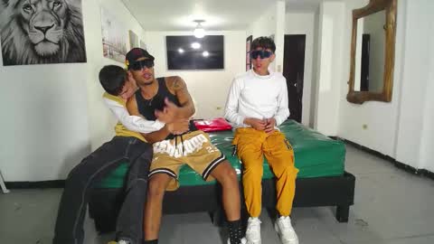 THOMAS AND DAMIAND online show from 11-03-25, 05:36