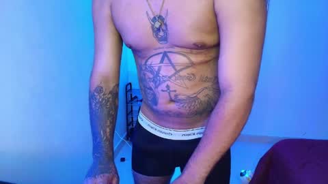 Snapshot of boss_master99 chatting on 05-09-26, 03:01 Jesus online show from 05-09-26, 03:01