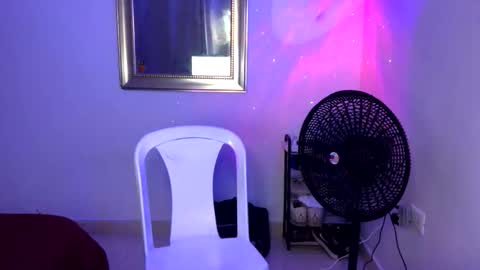 Snapshot of boss_master99 chatting on 05-11-26, 02:45 Jesus online show from 05-11-26, 02:45